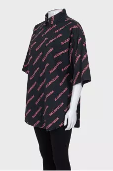 Black short sleeve zip up shirt