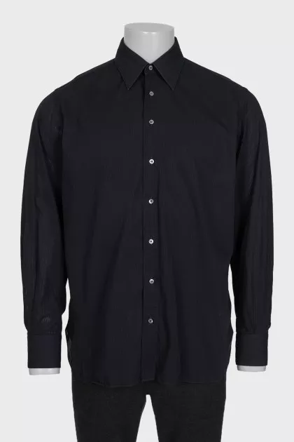 Men's black striped shirt