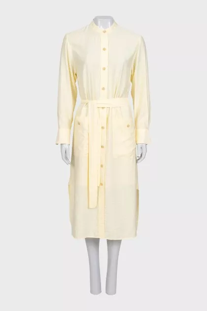 Yellow fitted dress with buttons
