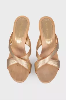 Sandals with a wooden sole