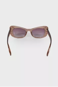 Sunglasses with rhinestones