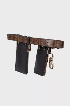 Belt with fastening pockets