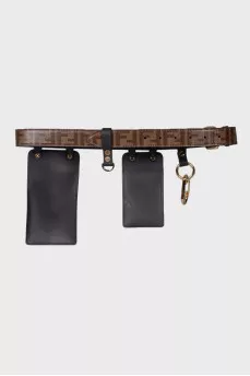 Belt with fastening pockets