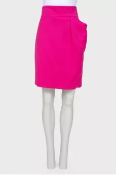 Pink pleated skirt