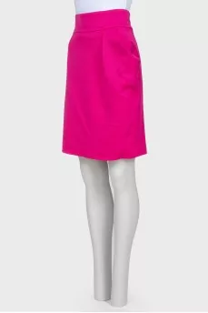 Pink pleated skirt
