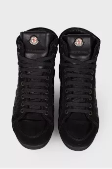 Lace-up leather boots