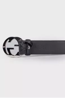 Leather belt with brand logo