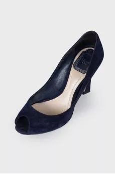 Black and blue reflective shoes
