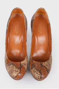 Brown snakeskin shoes