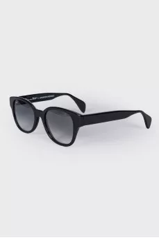 Black gradient sunglasses