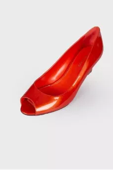 Orange shoes with open toecap