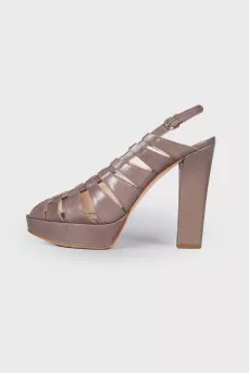 Open toecap leather sandals