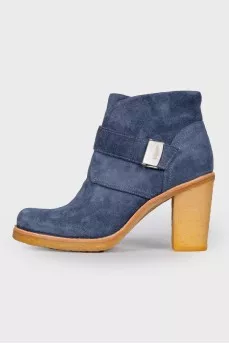 Suede blue ankle boots