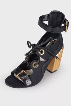 Glorious black sandals