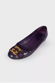 Purple patent ballerina shoes