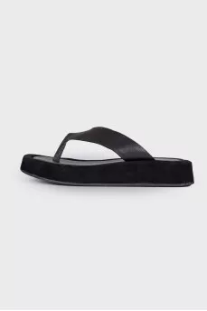 Square toecap flip flops