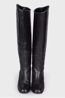 Block heel boots