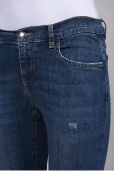 Light blue distressed jeans