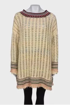 Knitted dress with a pattern
