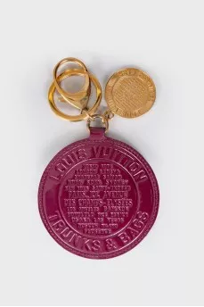 Keychain with medallions