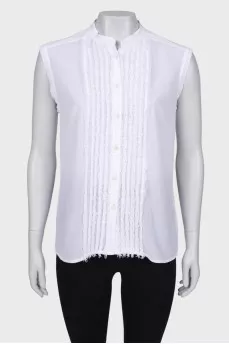White blouse with front fringe