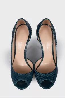 Turquoise snakeskin embossed shoes