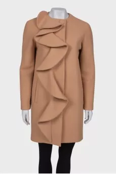 Wool beige coat with ruffles
