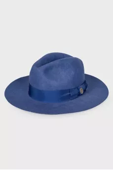 Wool blue hat with a bow