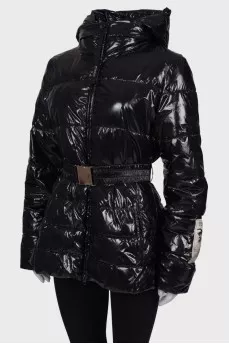 Lacquer jacket with a belt