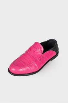 Pink leather shoes