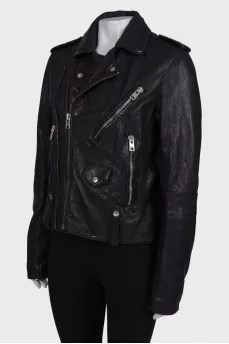 Zipped leather jacket