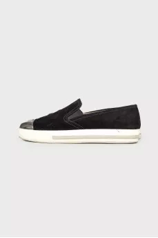 Slipons with metal toecap