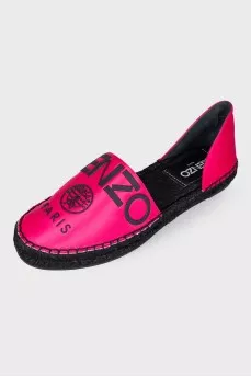 Textile pink epadrilles
