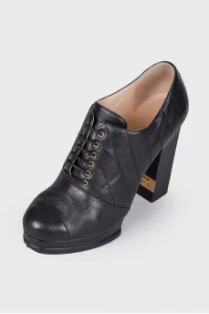 Quilted leather ankle boots