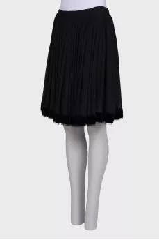 Silk pleated black skirt