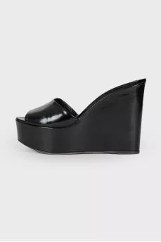 Leather wedge slippers