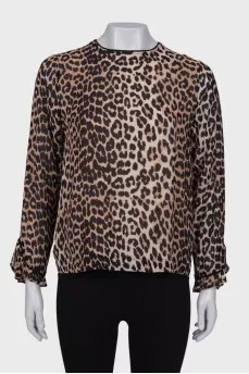 Blouse in leopard print