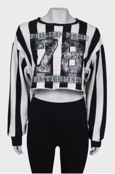 Top in black and white stripes