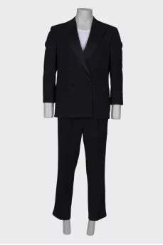 Men's double-breasted wool suit