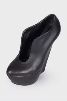 Leather wedge shoes