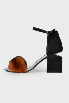 Sandals with real fur