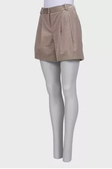 Pleated corduroy shorts