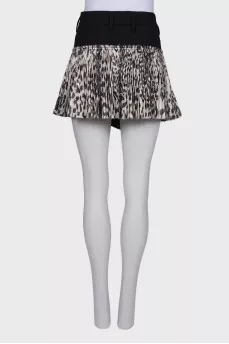 Pleated wrap skirt with tag
