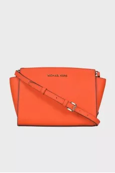 Trapezoidal bag in leather