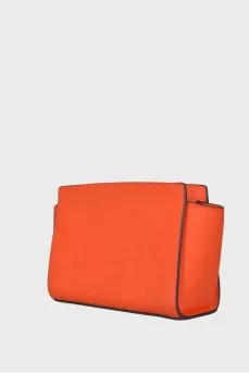 Trapezoidal bag in leather