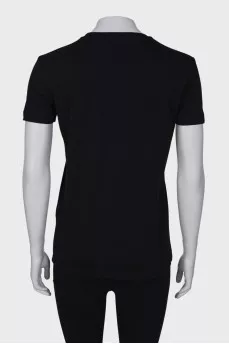Black t-shirt with tag print