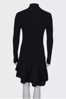 Asymmetric hem dress with tag