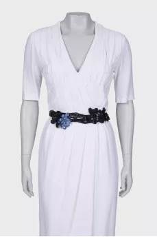 Black necklace-belt decorated with flowers