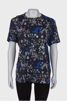 Black printed T-shirt
