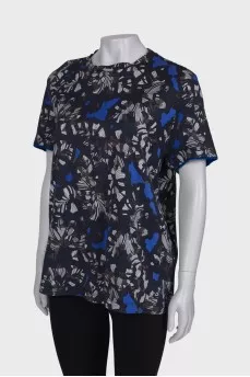 Black printed T-shirt